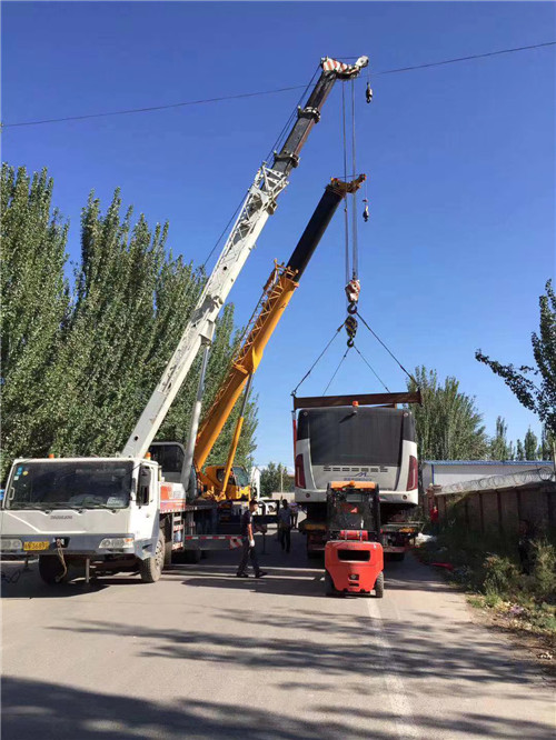 应县港口集装箱搬运案例